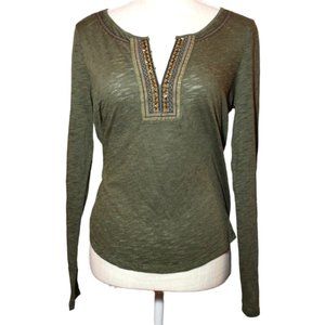 Miss Me Long Sleeve Deep V Neck top with beaded collar Size Medium